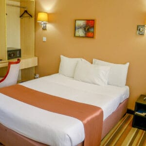 standard- clarion hotel